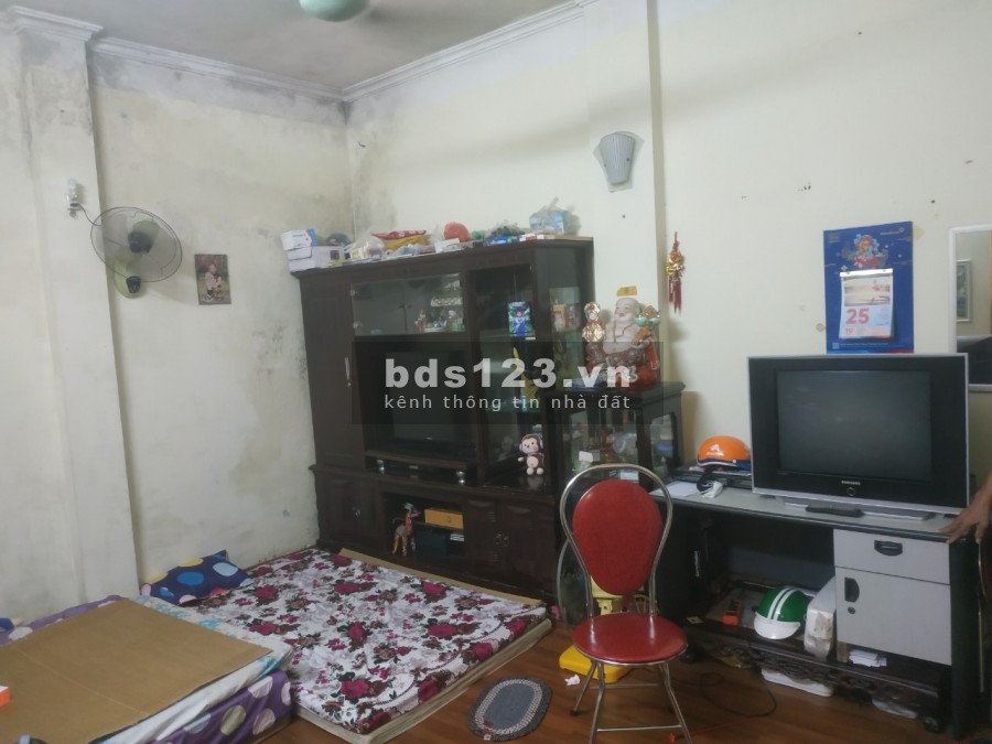 Bán nhà mặt ngõ phố Hàng Bún, diện tích 60m2, giá 13,5 tỷ. Có thương lượng.