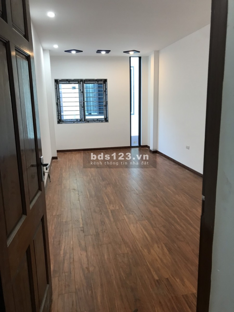 Chính chủ Bán nhà mới xây 5 tầng, Ngõ 354 Trường Chinh, Thanh Xuân, Ngõ Rộng, Chỉ 3 Tỷ hơn.