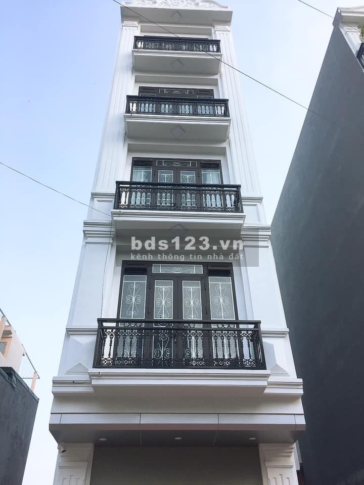 Bán nhà tầng ô tô vào nhà, Thạch Bàn, Long Biên, diện tích sử dụng 75M2, chỉ 4.1 TỶ
