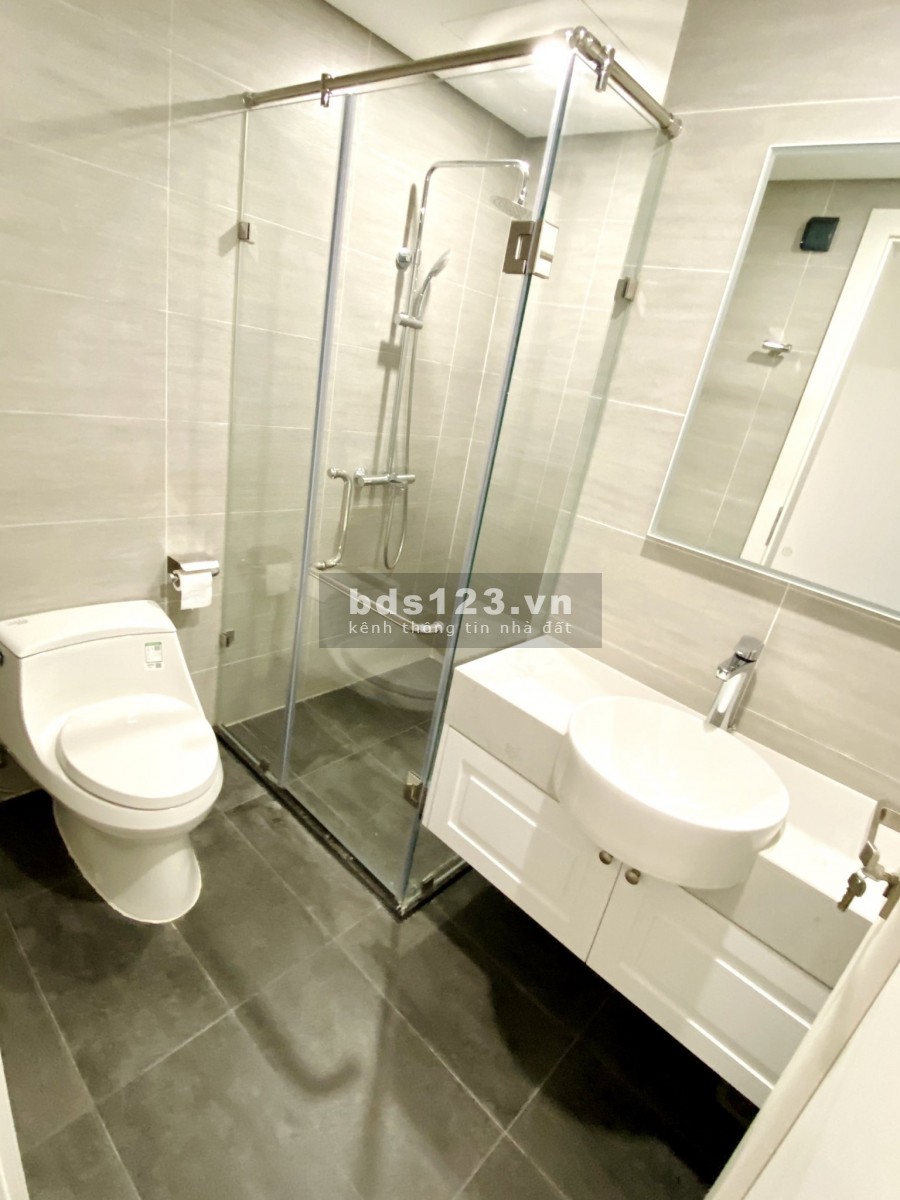 Cho thuê căn góc 3PN full nội thất cao cấp tòa R3 Sunshine Riverside view cầu Nhật Tân đẹp. Lh 0966286718