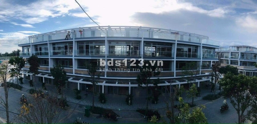 Chiết khấu khủng nhà phố biển Thanh Long Bay, tiện ích đủ, có hồ bơi riêng, diện tích 2000m2