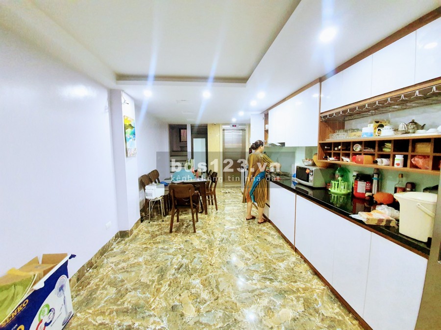 Nhà đẹp Bà Triệu Hà Đông về ở luôn, diện tích sử dụng 42m2, giá bán chỉ nhỉnh 4 tỷ