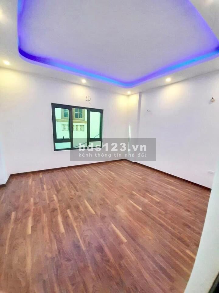 Nhỉnh 2 tỷ có nhà Xuân Phương Quận Nam Từ Liêm, dtsd 31m2 5 tầng, nhà thoáng sạch đẹp