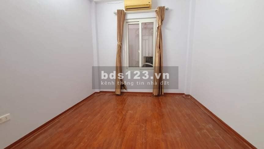 Bán nhà phân lô Quân Đội Vương Thừa Vũ gara ô tô 7 chỗ diện tích 50m2*4 tầng giá 7 tỷ 3