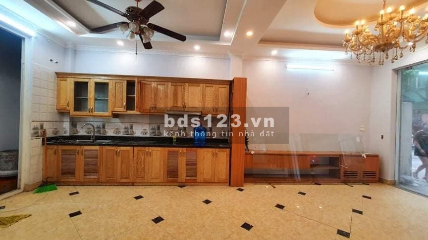 Bán nhà phân lô Quân Đội Vương Thừa Vũ gara ô tô 7 chỗ diện tích 50m2*4 tầng giá 7 tỷ 3