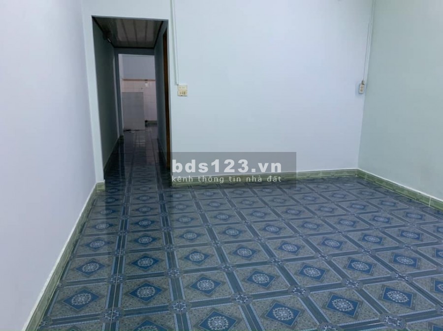 Bán nhà đại hạ giá chỉ nhỉnh 4.5 tỷ diện tích sử dụng 72.5m2, Phạm Văn Bạch, Quận Tân Bình