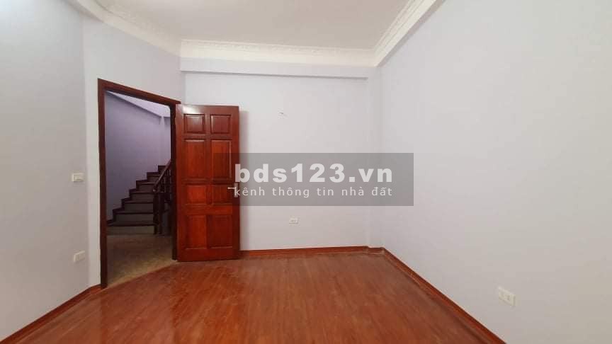 Bán nhà phân lô Quân Đội Vương Thừa Vũ gara ô tô 7 chỗ diện tích 50m2*4 tầng giá 7 tỷ 3