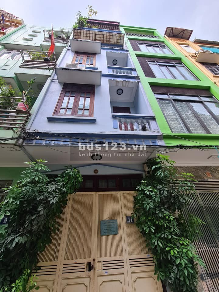Chủ nhiệt bán nhà riêng Thanh Xuân phân lô, ô tô 7 chỗ vào nhà, 5 tầng 40m2 giá 5.4 tỷ