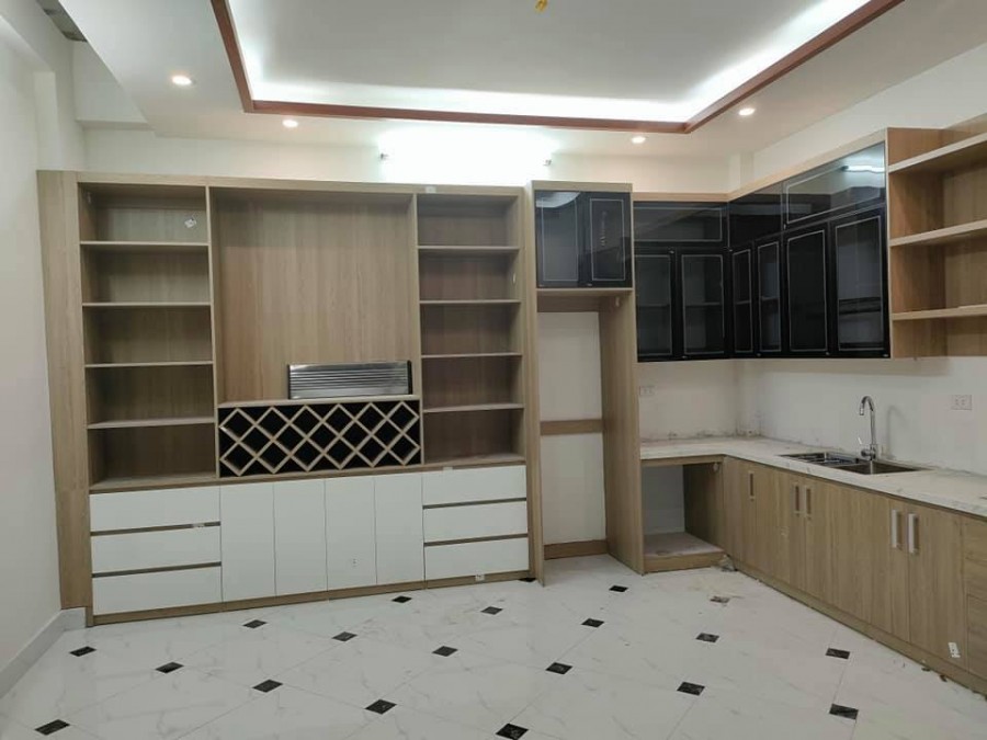 Siêu phẩm 5 tầng đẹp thang máy xịn ô tô tránh, kinh doanh đỉnh, nội thất cao cấp giá nhỉnh 10 tỷ