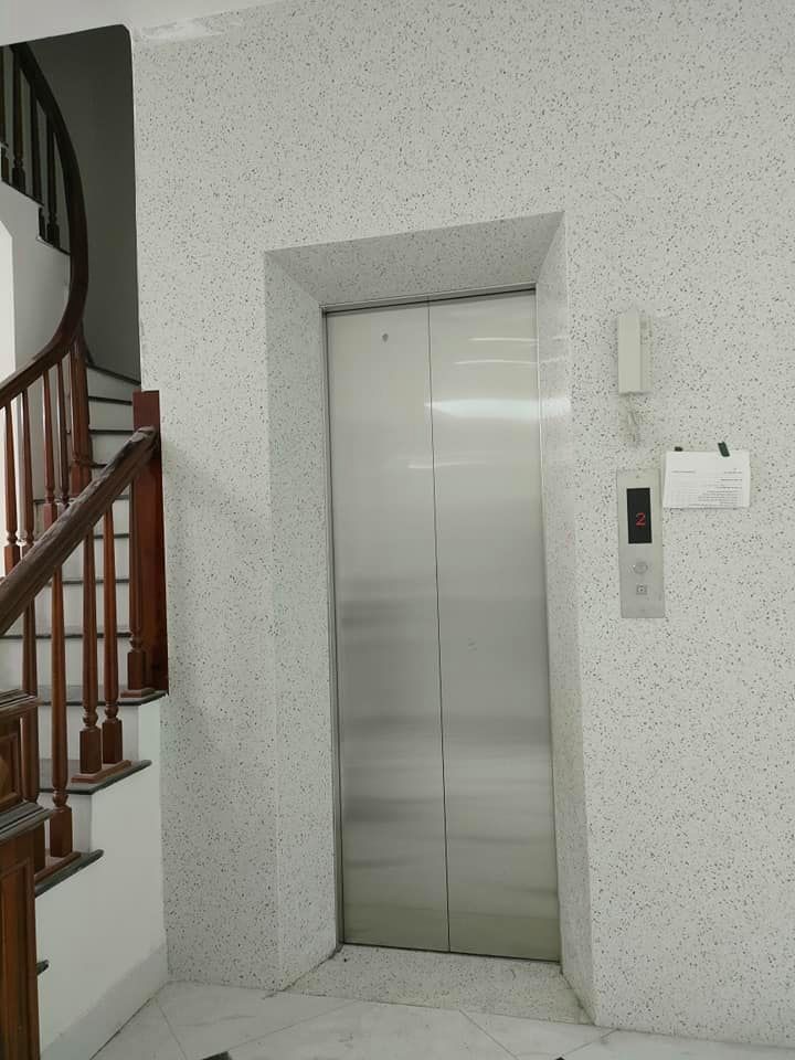 Siêu phẩm 5 tầng đẹp thang máy xịn ô tô tránh, kinh doanh đỉnh, nội thất cao cấp giá nhỉnh 10 tỷ