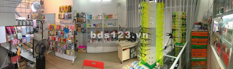 Nhà 1 xẹt ngay mặt tiền 3 tầng làm căn hộ dịch vụ hoặc ở rất tiện, giá 2.98 tỷ phường 10, Quang Trung