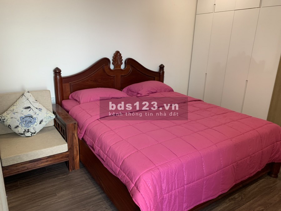 Cho thuê căn góc 3PN full nội thất cao cấp tòa R3 Sunshine Riverside view cầu Nhật Tân đẹp. Lh 0966286718