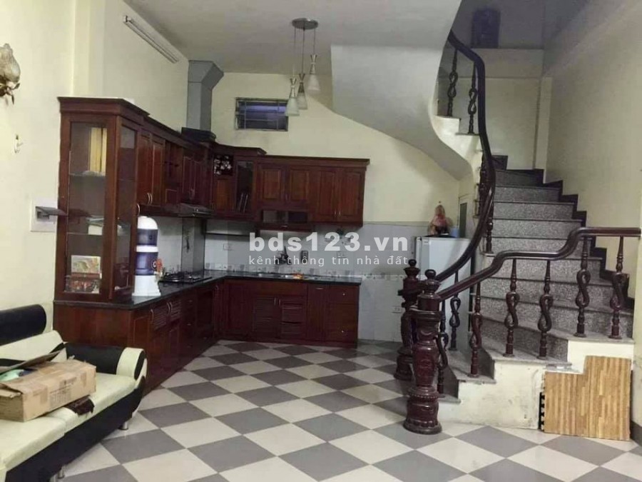 Bán nhà Mỹ Đình, 3 bước ra ô tô ra vào thoải mái, diện tích sử dụng 38m2, giá 4.4 tỷ.