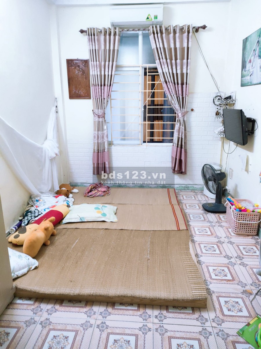 Bán nhà nguyên căn Nguyễn Văn Trỗi diện tích 35m2 giá bán chỉ 3.03 tỷ pháp lý đầy đủ, lhcc