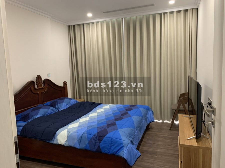 Cho thuê căn góc 3PN full nội thất cao cấp tòa R3 Sunshine Riverside view cầu Nhật Tân đẹp. Lh 0966286718