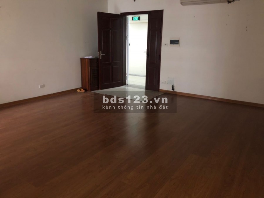 Cho thuê Chung cư Mỹ Sơn Nguyễn Huy Tưởng, căn 2 ngủ, đồ cơ bản, 7 triệu/th. LH 0377983070