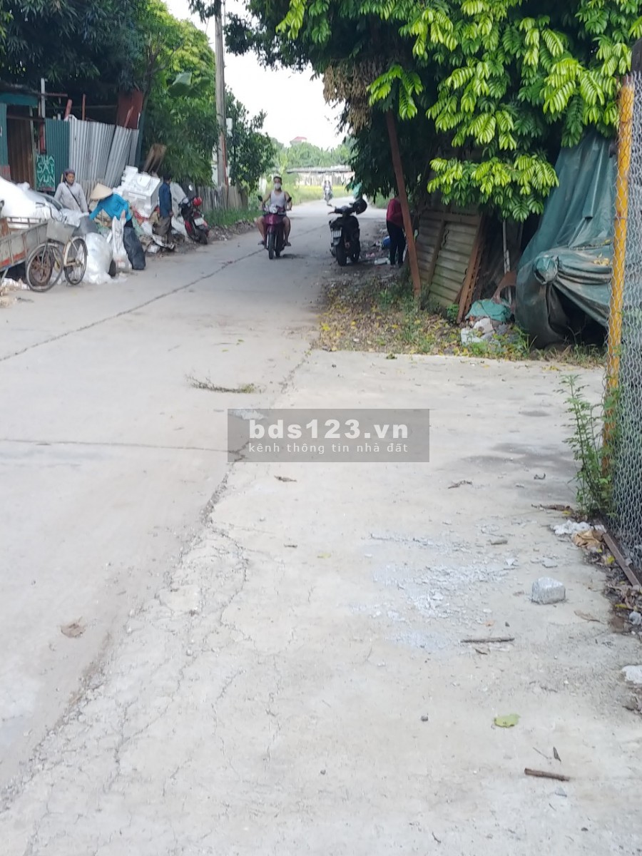 Đông Anh, Thụy Lâm 120mX8MT,Lô góc Ôtô vào tận Đất. Sát Khu CN mới. Giá 3.4 tỷ.