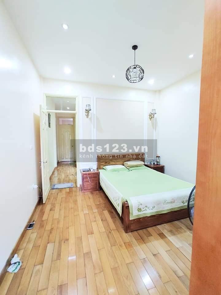 Nhà đẹp thông số hiếm bán Lạc Trung, tặng Full nội thất, ô tô chánh, thang máy chờ LH: 0983599927