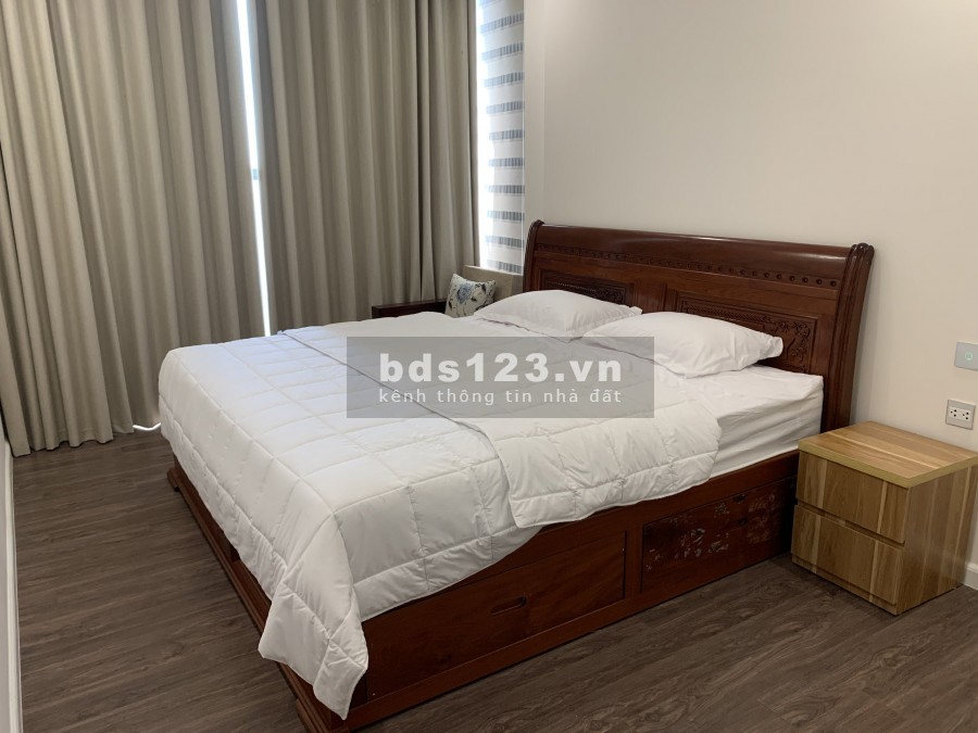 Cho thuê căn góc 3PN full nội thất cao cấp tòa R3 Sunshine Riverside view cầu Nhật Tân đẹp. Lh 0966286718