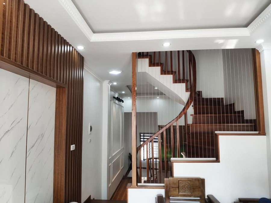 Giảm sốc Covid! Bán gấp nhà đẹp 5 tầng phố Kim Hoa TT Đống Đa oto ở ngay kinh doanh 6.5 tỷ