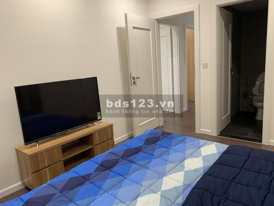 Cho thuê căn góc 3PN full nội thất cao cấp tòa R3 Sunshine Riverside view cầu Nhật Tân đẹp. Lh 0966286718