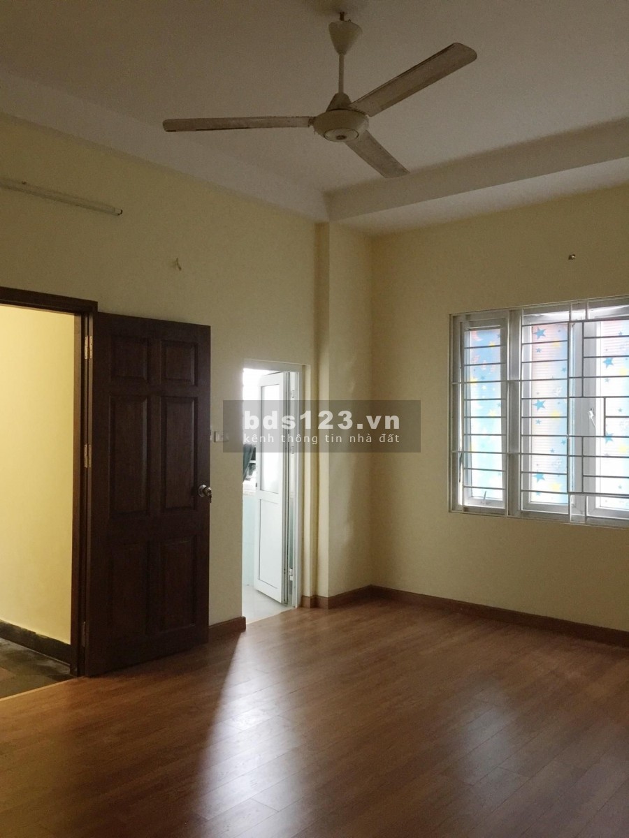 Bán nhà Phố Lê Trọng Tấn Quận Thanh Xuân, phân lô, ô tô đỗ gần, dtsd 55m2 đúc 4 tầng