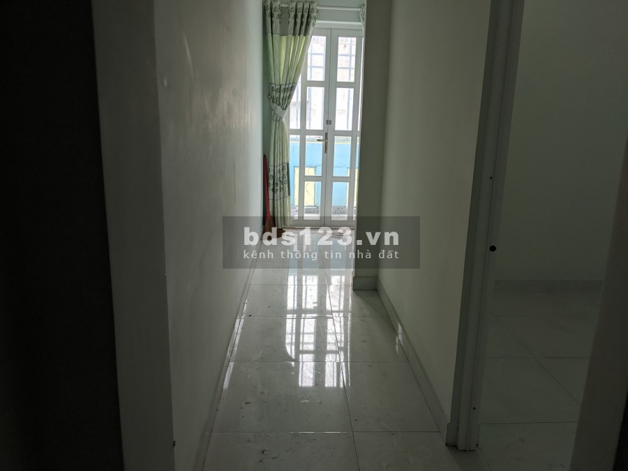 Nhà nguyên căn mới 2 tầng, Ngang 5m Nguyễn Xí, P.13, Quận Bình Thạnh, dt 67m2 giá 4.9 tỷ TL
