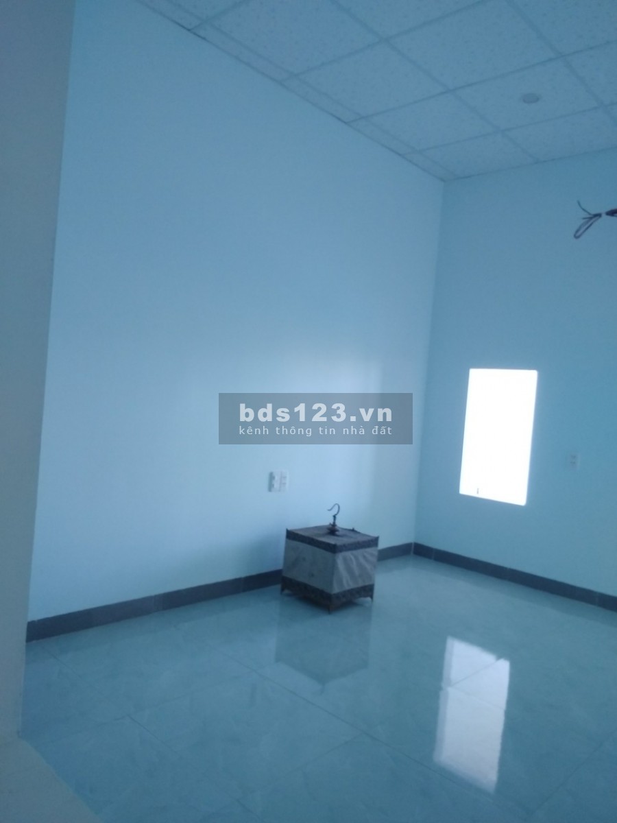 Bán nhà chính chủ, mặt tiền đường Bích Khê, Hòa Xuân, Cẩm Lệ, liên hệ 0964444207