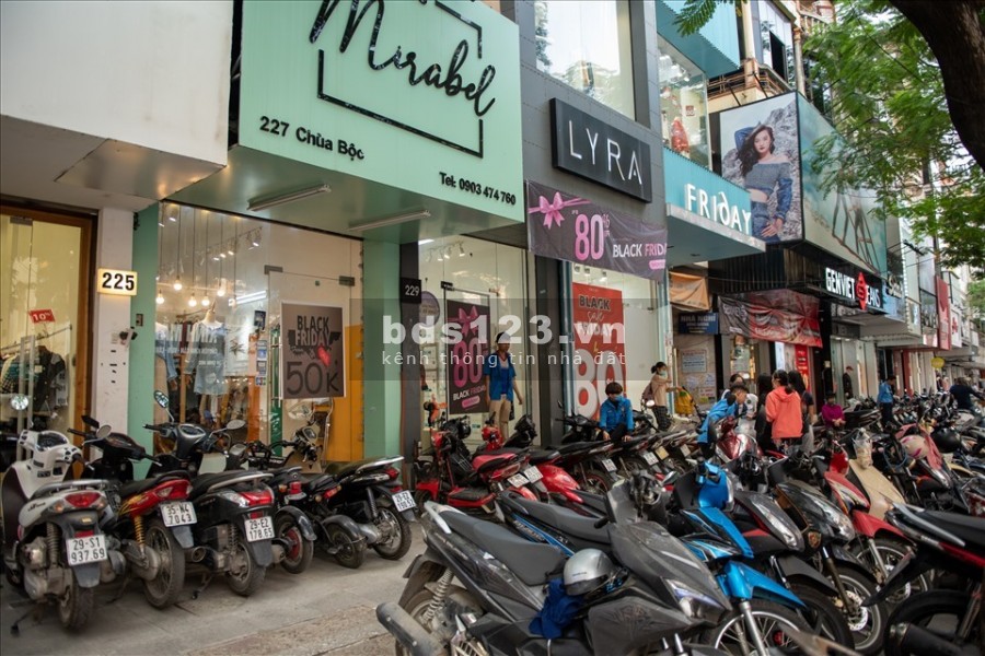 Mặt phố Chùa Bộc Quận Đống Đa, 5 tầng diện tích sử dụng 45m2, giá bán 26.8 tỷ lhcc