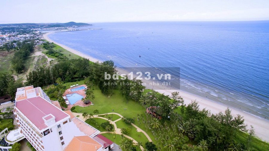 Bán lô diện tích 1900m2 đất mặt biển Mũi Né thành phố Phan Thiết, giá 45 triệu/m2, sổ sẵn