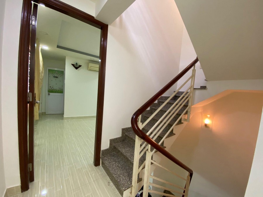 Cần ra gấp nhà Hẻm Khánh Hội Phường 4 QUẬN 4 35m2 3 tầng giá 4tỷ35 Nhà Mới