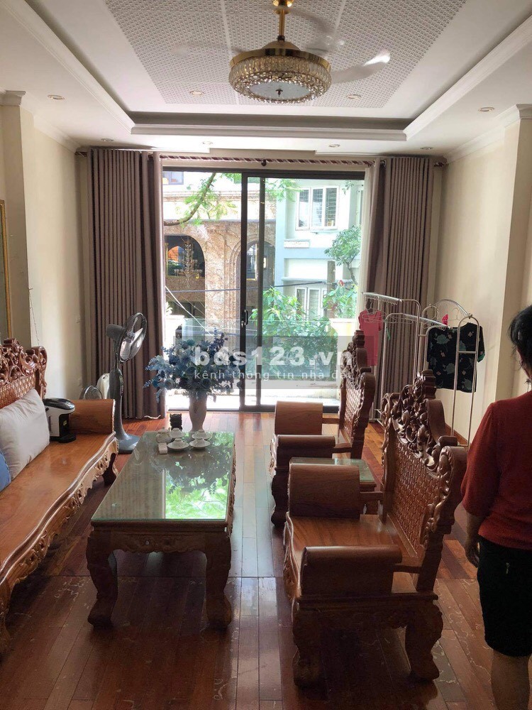 Siêu Phẩm nhà Hoàng Ngân, diện tích 60m2, 2 mặt tiền đúc kiên cố 6 tầng, giấy tờ đầy đủ