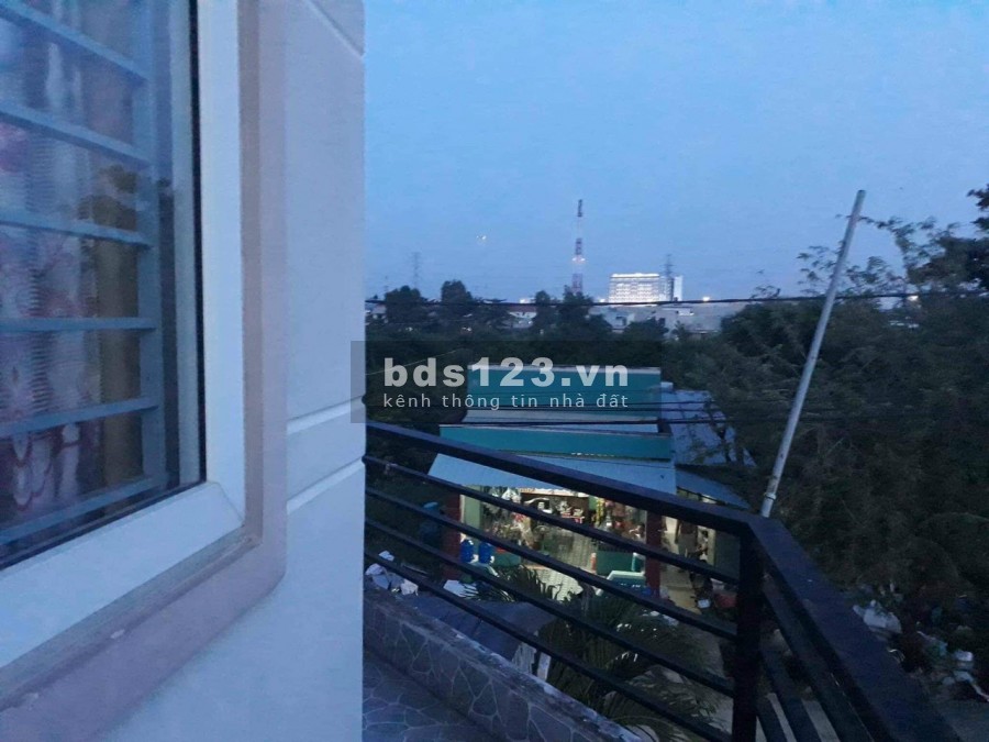 Cho Thuê Nhà 5.5 triệu/tháng đường Vườn Lài, An Phú Đông, Quận 12, lh 0389913564