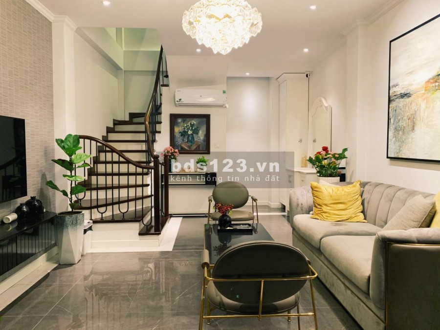 Bán nhà Đồng Tâm, diện tích sử dụng 30m2, đúc kiên cố 5 tầng, giá nhỉnh hơn 3 tỷ