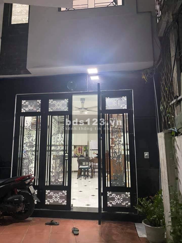 Bán nhà Nguyễn Trãi thiết kế hiện đại nội thất sang hàng xóm Royal City, sổ đỏ chính chủ