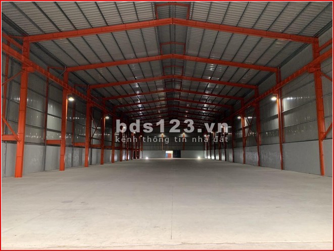 Kho xưởng 2000m2 mt Phan Văn Hớn Quận 12 cách Quốc Lộ 1A gần Trường Chinh, giá tốt