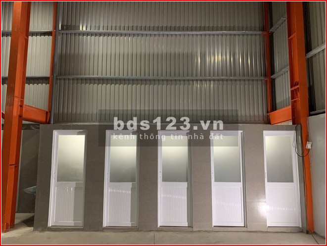 Kho xưởng 2000m2 mt Phan Văn Hớn Quận 12 cách Quốc Lộ 1A gần Trường Chinh, giá tốt