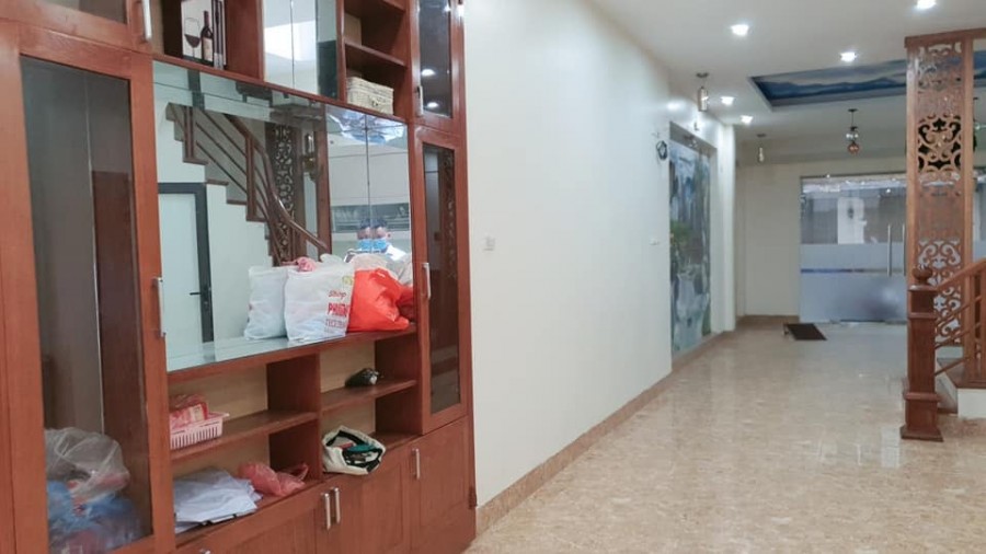 Bán nhà Lê Văn Lương Hà Nội ôtô đậu cửa kinh doanh đa dạng ngõ thông tứ phía gía hộ nghèo