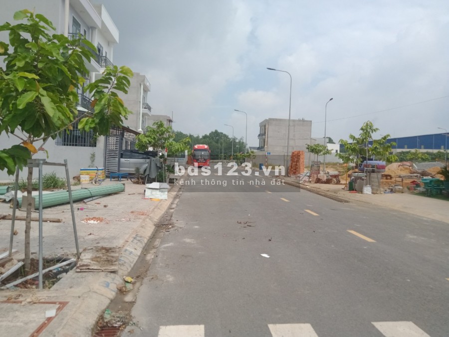 Đất Sổ Hồng Trung Tâm Thị Xã Uyên Hưng Tân Uyên Mặt Đường ĐT747