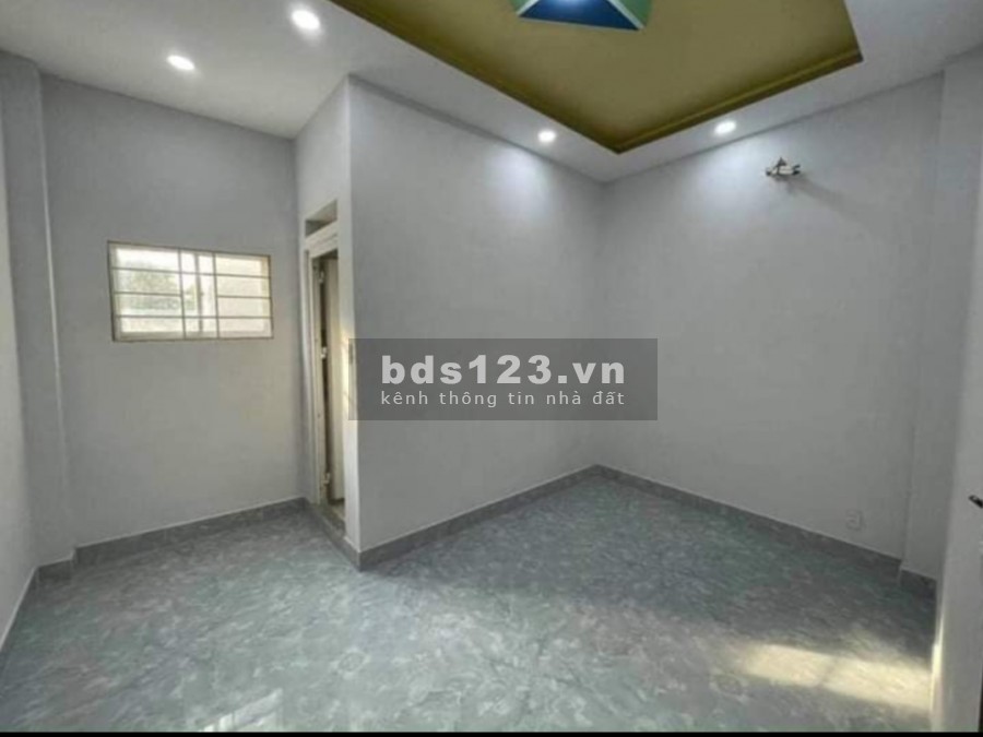 Bán nhà nguyên căn Quận 10 đường 3/2 nằm gần ngã tư Cao Thắng, sổ nở hậu, hoàn công đủ