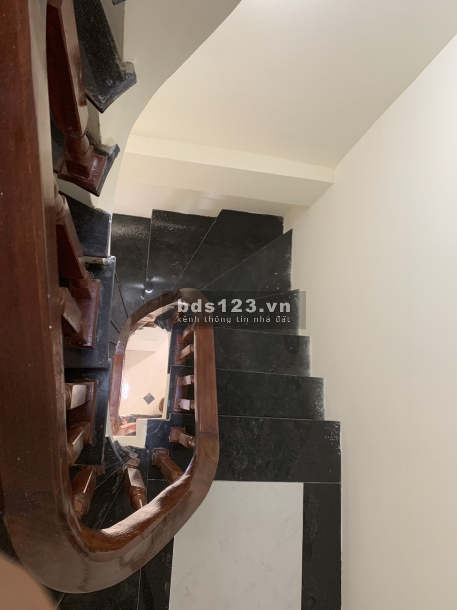 Bán căn nhà phố Xốm, Phú Lương, Phú Lãm, Quận Hà Đông giá bán 2.25 tỷ vị trí đắc địa