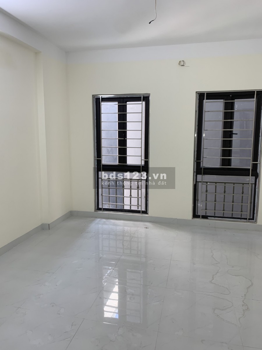 Bán căn nhà phố Xốm, Phú Lương, Phú Lãm, Quận Hà Đông giá bán 2.25 tỷ vị trí đắc địa