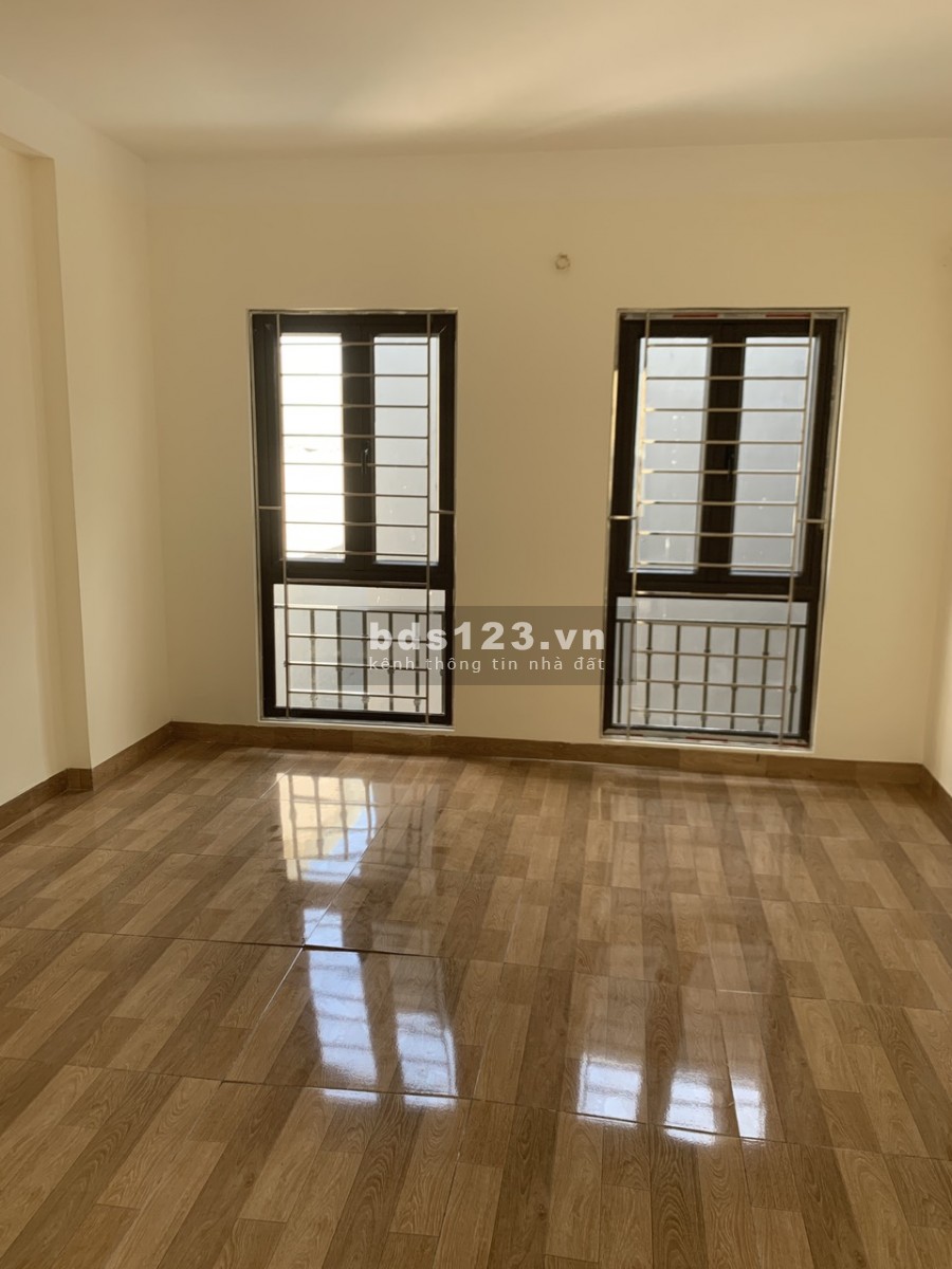 Bán căn nhà phố Xốm, Phú Lương, Phú Lãm, Quận Hà Đông giá bán 2.25 tỷ vị trí đắc địa