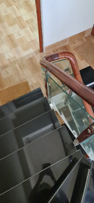 Bán nhà Quang Tiến ô tô ngõ nông khu an sinh đỉnh lô góc dtsd 37m2, 4 tầng đúc, giá 3.1 tỷ