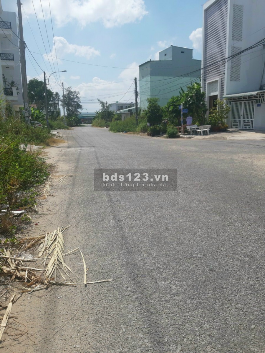 Bán gấp lô đất Phan Thái Qúy P. An Hòa Rạch Gía dt 5x32m giá đầu tư 1.9 tỷ hướng Tây Bắc