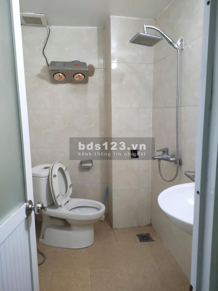 Bán nhà đẹp sổ phân lô Nguyễn Văn Cừ, Quận Long Biên, 5 tầng, dt 60m2, 5 phòng ngủ, giá 4.3 tỷ