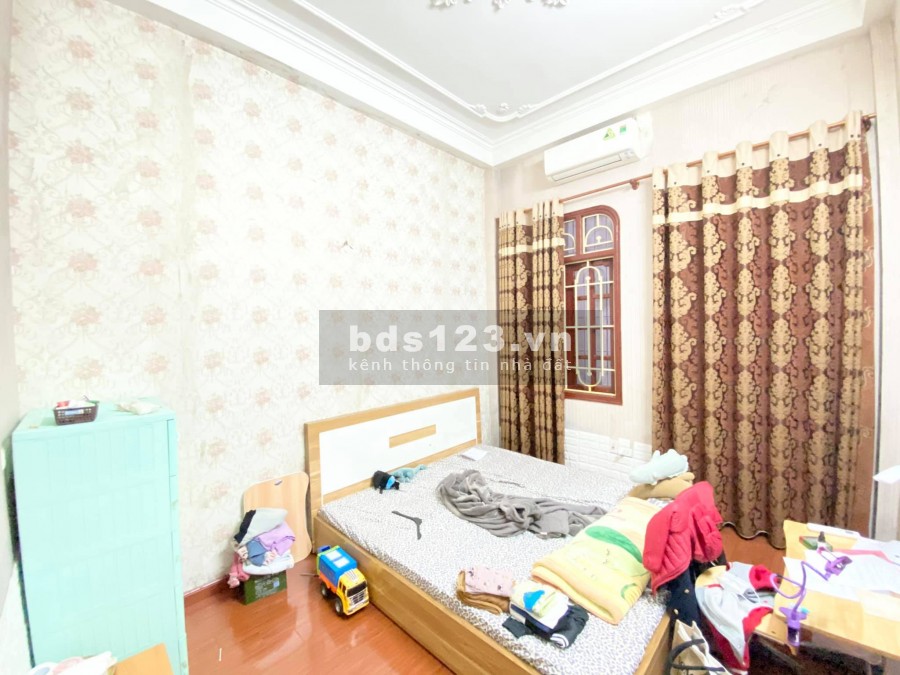 Bán đất tặng nhà Vạn Phúc lô góc ô tô vào nhà giá bán 16.5 tỷ, diện tích sử dụng 160m2
