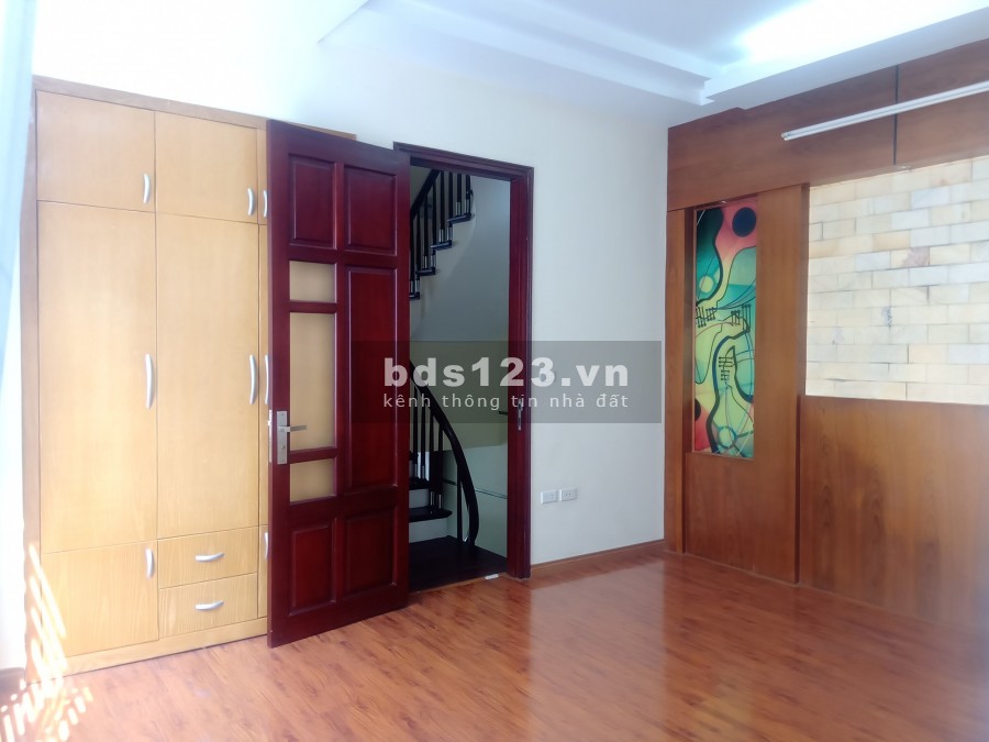 Tuyệt phẩm hiếm rẻ Nguyễn Khang ở và kinh doanh mặt phố lô góc diện tích 60m2 6 tầng