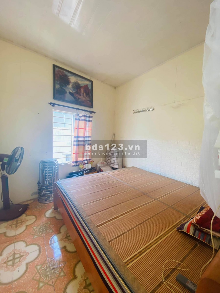 Bán nhà Quận Hai Bà Trưng phố Bạch Mai, lô góc 3 mặt thoáng, sổ đỏ riêng biệt lh 0364022183