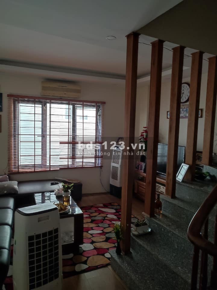 Cực đẹp và cực gấp Quận Hà Đông 5 tầng dt 40m2, giá 2.75 tỷ khách thích là bán, bất chấp giá.